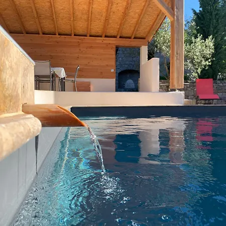 Alojamento de Acomodação e Pequeno-almoço D'hôtes Avec Climatisation Et Terrasse Privée